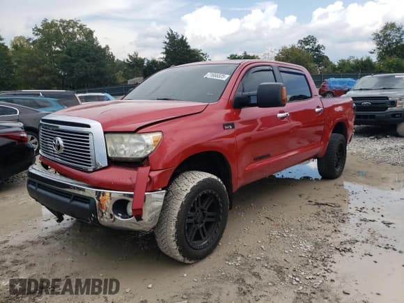✅ 2011 Toyota Tundra Limited • VIN: 5TFHY5F15BX195127 • Lot: 71666525. Listed on Copart with 272,133 mi. Free auction sales archive from the USA and detailed vehicle history report at DreamBid. Image 1.