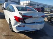 ✅ 2023 Honda Civic Sport • VIN: 2HGFE2F56PH543452 • Lot: 43480288. Wystawiony na IAAI z przebiegiem 36 984 mil. Bezpłatny archiwum sprzedaży aukcyjnych z USA i szczegółowy raport historii pojazdu na DreamBid. Zdjęcie 6.