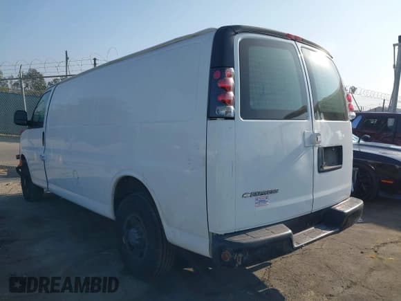 ✅ 2009 Chevrolet Express Cargo • VIN: 1GCGG29C991131616 • Lot: 42967074. Listed on IAAI with 186,694 mi. Free auction sales archive from the USA and detailed vehicle history report at DreamBid. Image 3.