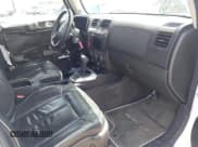 ✅ 2010 Hummer H3 • VIN: 5GTMNLEP9A8121552 • Lot: 42256153. Wystawiony na IAAI z przebiegiem 93 302 mil. Bezpłatny archiwum sprzedaży aukcyjnych z USA i szczegółowy raport historii pojazdu na DreamBid. Zdjęcie 5.