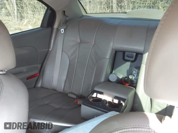 ✅ 2003 Chrysler Concorde LXi • VIN: 2C3HD36M83H570285 • Лот: 41531024. Опубликован ранее на IAAI с пробегом 107 165 миль. Бесплатный доступ к архиву аукционных продаж из США и подробный отчёт об истории автомобиля на DreamBid. Изображение 8.