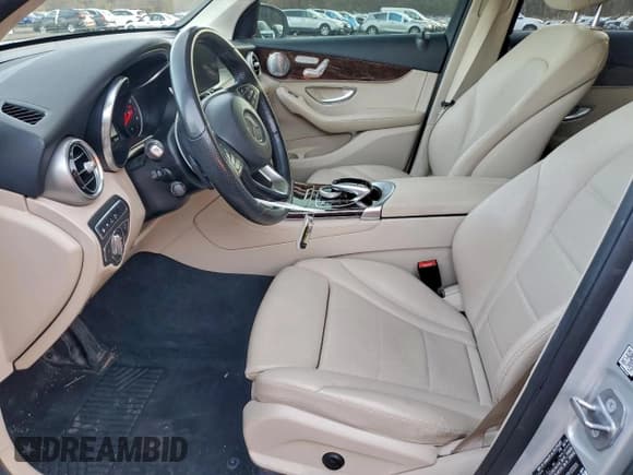✅ 2018 Mercedes-Benz GLC 300 • VIN: WDC0G4KBXJV084926 • Lot: 95089315. Listed on Copart with 69,168 mi. Free auction sales archive from the USA and detailed vehicle history report at DreamBid. Image 7.