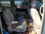 ✅ 2010 Chrysler Town & Country Touring Plus • VIN: 2A4RR8DX7AR481093 • Lot: 85400155. Wystawiony na Copart z przebiegiem 163 049 mil. Bezpłatny archiwum sprzedaży aukcyjnych z USA i szczegółowy raport historii pojazdu na DreamBid. Zdjęcie 11.