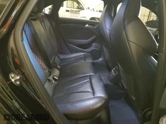 ✅ 2019 Audi RS 3 • VIN: WUABWGFFXKA902912 • Лот: 49901854. Опубликован ранее на Copart с пробегом 55 526 миль. Бесплатный доступ к архиву аукционных продаж из США и подробный отчёт об истории автомобиля на DreamBid. Изображение 10.