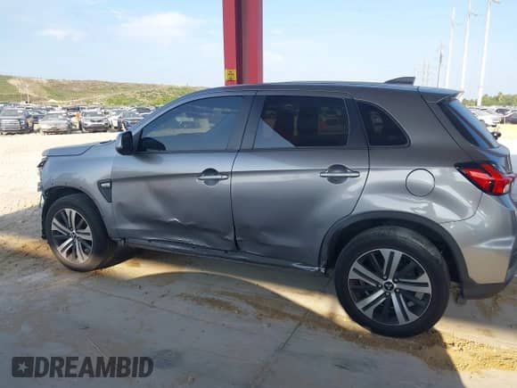 2020 Mitsubishi Outlander ES с VIN JA4AR3AU0LU013786, выставлен на аукционе IAAI как лот 42320892 с пробегом 45 327 миль миль и . История ставок и продаж доступна на DreamBid. Изображение 15.