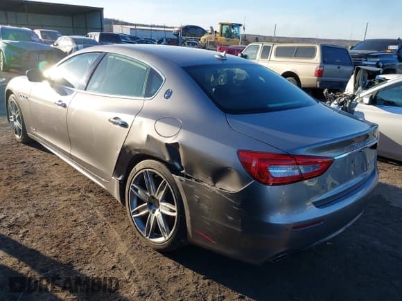 ✅ 2017 Maserati Quattroporte • VIN: ZAM56RPL4H1244874 • Lot: 41652192. Wystawiony na IAAI z przebiegiem 50 250 mil. Bezpłatny archiwum sprzedaży aukcyjnych z USA i szczegółowy raport historii pojazdu na DreamBid. Zdjęcie 3.