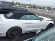 ✅ 2019 Ford Mustang EcoBoost Premium • VIN: 1FATP8UH8K5131213 • Lot: 43594613. Wystawiony na IAAI z przebiegiem 59 502 mil. Bezpłatny archiwum sprzedaży aukcyjnych z USA i szczegółowy raport historii pojazdu na DreamBid. Zdjęcie 13.