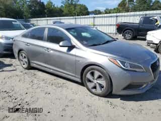 2017 Hyundai Sonata Limited with VIN KMHE34L31HA074359, listed as a Copart auction lot 80677205 with 175,951 mi miles and Clean title. Bid and sale history available at DreamBid. Image 4.