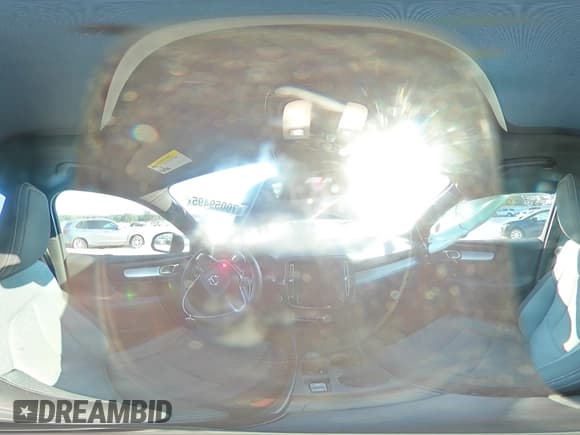 ✅ 2024 Volvo XC40 Core Bright Theme • VIN: YV4L12UK2R2334739 • Lot: 70059495. Listed on Copart with 24,454 mi. Free auction sales archive from the USA and detailed vehicle history report at DreamBid. Image 15.