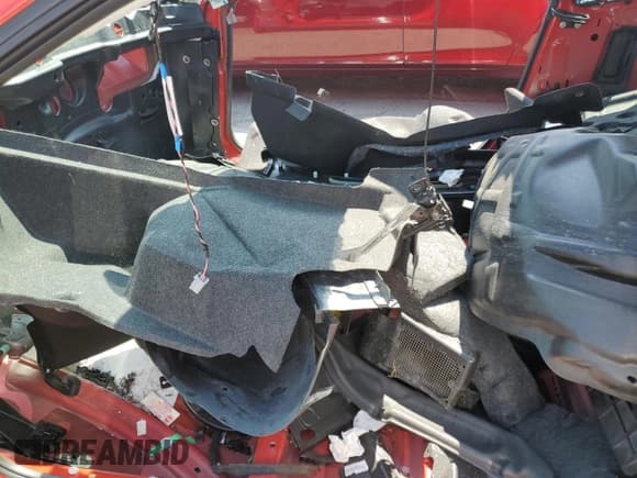 ✅ 2021 Dodge Challenger SRT Hellcat Redeye Widebody • VIN: 2C3CDZL90MH550854 • Lot: 68547744. Wystawiony na Copart z przebiegiem Nie podano. Bezpłatny archiwum sprzedaży aukcyjnych z USA i szczegółowy raport historii pojazdu na DreamBid. Zdjęcie 7.