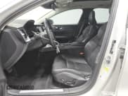 ✅ 2019 Volvo S60 Momentum • VIN: 7JR102FK3KG002524 • Лот: 80511285. Опубликован ранее на Copart с пробегом 84 051 миль. Бесплатный доступ к архиву аукционных продаж из США и подробный отчёт об истории автомобиля на DreamBid. Изображение 7.