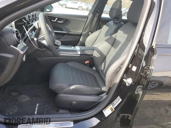 ✅ 2024 Mercedes-Benz C 300 • VIN: W1KAF4HB4RR161904 • Lot: 43098924. Wystawiony na Copart z przebiegiem 14 mil. Bezpłatny archiwum sprzedaży aukcyjnych z USA i szczegółowy raport historii pojazdu na DreamBid. Zdjęcie 7.