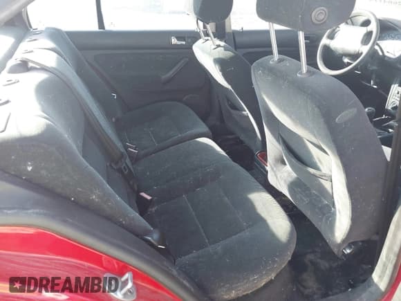 ✅ 2002 Volkswagen Jetta GLS • VIN: 3VWSE69M52M002326 • Lot: 42664114. Listed on IAAI with 228,383 mi. Free auction sales archive from the USA and detailed vehicle history report at DreamBid. Image 8.