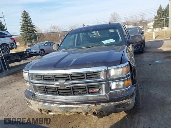 ✅ 2014 Chevrolet Silverado 1500 LT • VIN: 3GCUKREC5EG520698 • Lot: 41802165. Wystawiony na IAAI z przebiegiem 191 697 mil. Bezpłatny archiwum sprzedaży aukcyjnych z USA i szczegółowy raport historii pojazdu na DreamBid. Zdjęcie 12.