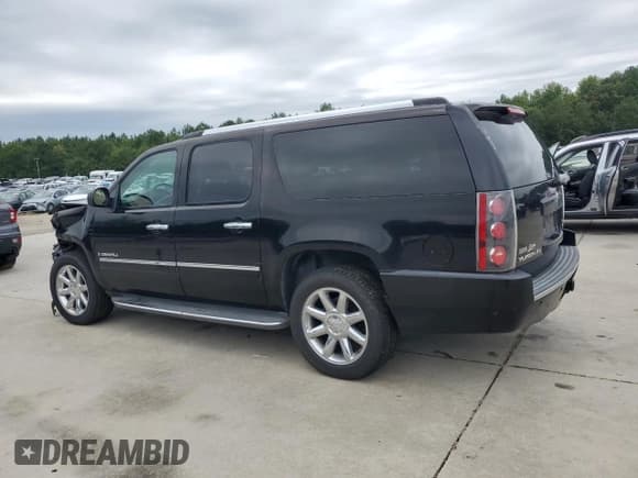 ✅ 2009 GMC Yukon XL • VIN: 1GKFK06279R220147 • Lot: 67051915. Wystawiony na Copart z przebiegiem 372 875 mil. Bezpłatny archiwum sprzedaży aukcyjnych z USA i szczegółowy raport historii pojazdu na DreamBid. Zdjęcie 2.