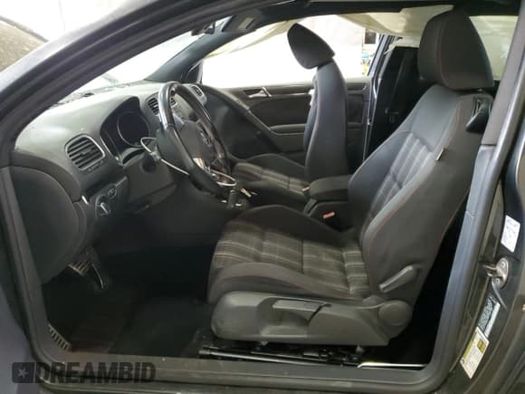 ✅ 2011 Volkswagen Golf GTI PZEV • VIN: WVWFD7AJ8BW190192 • Лот: 51864695. Опубликован ранее на Copart с пробегом 117 792 миль. Бесплатный доступ к архиву аукционных продаж из США и подробный отчёт об истории автомобиля на DreamBid. Изображение 7.