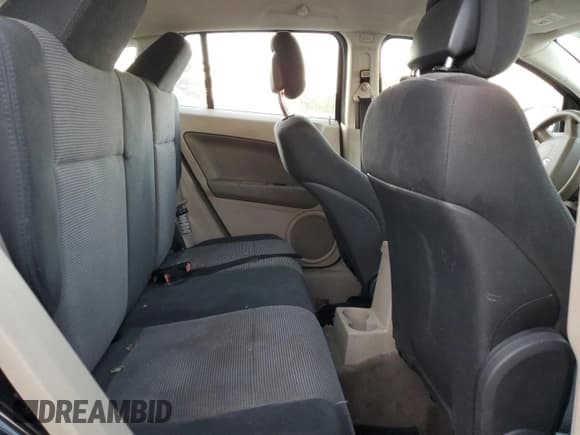 ✅ 2007 Dodge Caliber • VIN: 1B3HB28B97D387523 • Лот: 74311264. Опубликован ранее на Copart с пробегом 185 450 миль. Бесплатный доступ к архиву аукционных продаж из США и подробный отчёт об истории автомобиля на DreamBid. Изображение 11.