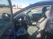 ✅ 2018 Hyundai Santa Fe 2.4L • VIN: 5NMZUDLB6JH105384 • Лот: 43462768. Опубликован ранее на IAAI с пробегом 121 156 миль. Бесплатный доступ к архиву аукционных продаж из США и подробный отчёт об истории автомобиля на DreamBid. Изображение 5.