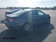 ✅ 2009 Volkswagen Passat Komfort • VIN: WVWJK73C69P055392 • Lot: 43680340. Listed on IAAI with 95,599 mi. Free auction sales archive from the USA and detailed vehicle history report at DreamBid. Image 4.