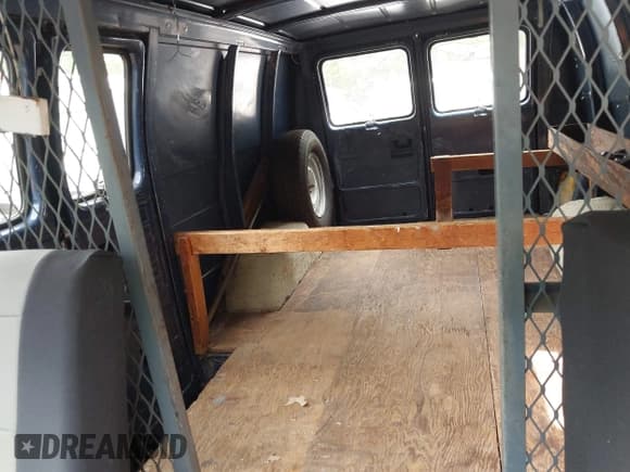 ✅ 1987 Chevrolet Chevy Van • VIN: 1GBEG25H3H7183753 • Лот: 42181464. Опубликован ранее на IAAI с пробегом 135 683 миль. Бесплатный доступ к архиву аукционных продаж из США и подробный отчёт об истории автомобиля на DreamBid. Изображение 8.