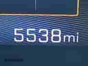 2025 Chevrolet TrailBlazer RS с VIN KL79MUSL5SB050987, выставлен на аукционе IAAI как лот 42211679 с пробегом 5 538 миль миль и . История ставок и продаж доступна на DreamBid. Изображение 16.