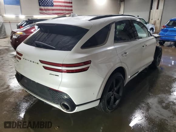 ✅ 2023 Genesis GV70 Sport • VIN: KMUMCDTC7PU085781 • Lot: 48428045. Wystawiony na Copart z przebiegiem 21 373 mil. Bezpłatny archiwum sprzedaży aukcyjnych z USA i szczegółowy raport historii pojazdu na DreamBid. Zdjęcie 3.