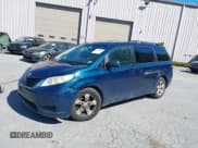 ✅ 2011 Toyota Sienna LE AAS • VIN: 5TDKK3DC1BS021934 • Lot: 43176811. Listed on IAAI with 281,090 mi. Free auction sales archive from the USA and detailed vehicle history report at DreamBid. Image 2.
