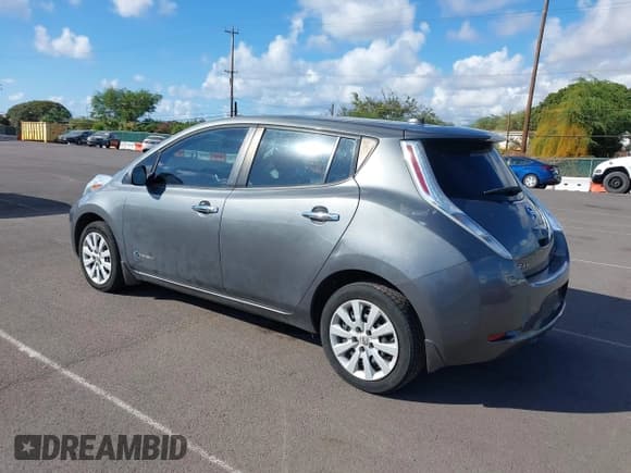 ✅ 2017 Nissan LEAF S • VIN: 1N4BZ0CP3HC301725 • Lot: 43887507. Wystawiony na IAAI z przebiegiem 98 260 mil. Bezpłatny archiwum sprzedaży aukcyjnych z USA i szczegółowy raport historii pojazdu na DreamBid. Zdjęcie 3.