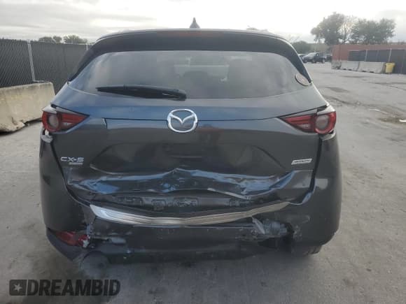 ✅ 2019 Mazda CX-5 Signature • VIN: JM3KFBEY1K0561402 • Lot: 87389335. Wystawiony na Copart z przebiegiem 77 190 mil. Bezpłatny archiwum sprzedaży aukcyjnych z USA i szczegółowy raport historii pojazdu na DreamBid. Zdjęcie 6.