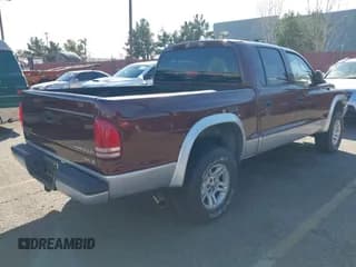 ✅ 2002 Dodge Dakota SLT • VIN: 1B7HG48Z52S605390 • Lot: 41670007. Wystawiony na IAAI z przebiegiem 238 351 mil. Bezpłatny archiwum sprzedaży aukcyjnych z USA i szczegółowy raport historii pojazdu na DreamBid. Zdjęcie 4.