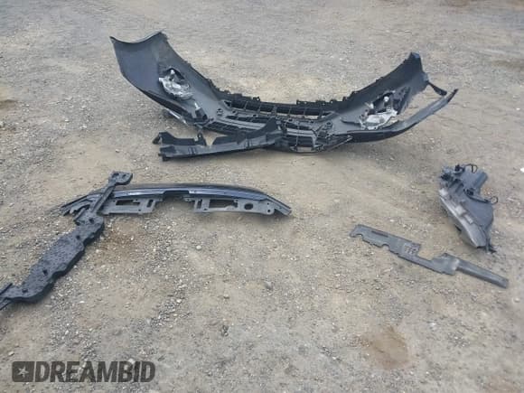 ✅ 2014 Mazda 3 i Touring • VIN: 3MZBM1L78EM121372 • Lot: 43063792. Wystawiony na IAAI z przebiegiem 163 882 mil. Bezpłatny archiwum sprzedaży aukcyjnych z USA i szczegółowy raport historii pojazdu na DreamBid. Zdjęcie 12.