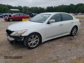 2012 Hyundai Genesis 4.6L z VIN KMHGC4DFXCU168457, wystawiony jako Copart lot #69048555 z przebiegiem 137 790 mil mil oraz Szkoda całkowita • Salvage title. Historia ofert i sprzedaży dostępna na DreamBid. Obrazek 1.