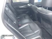 ✅ 2016 Infiniti Q70 • VIN: JN1BY1AR3GM270723 • Lot: 40029163. Wystawiony na IAAI z przebiegiem 80 411 mil. Bezpłatny archiwum sprzedaży aukcyjnych z USA i szczegółowy raport historii pojazdu na DreamBid. Zdjęcie 8.