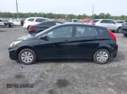 ✅ 2015 Hyundai Accent GS • VIN: KMHCT5AE1FU215508 • Lot: 43293214. Wystawiony na IAAI z przebiegiem 103 817 mil. Bezpłatny archiwum sprzedaży aukcyjnych z USA i szczegółowy raport historii pojazdu na DreamBid. Zdjęcie 14.
