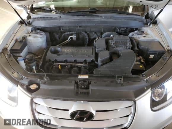 ✅ 2012 Hyundai Santa Fe GLS • VIN: 5XYZG3AB9CG118681 • Lot: 77802964. Listed on Copart with 140,465 mi. Free auction sales archive from the USA and detailed vehicle history report at DreamBid. Image 12.