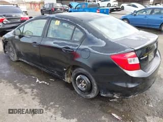 ✅ 2012 Honda Civic LX • VIN: 2HGFB2F52CH592392 • Лот: 43442543. Опубликован ранее на IAAI с пробегом Не указан. Бесплатный доступ к архиву аукционных продаж из США и подробный отчёт об истории автомобиля на DreamBid. Изображение 3.