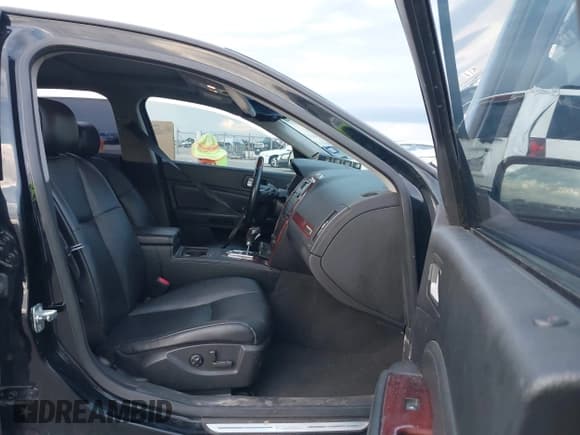 ✅ 2007 Cadillac STS • VIN: 1G6DW677470183485 • Lot: 42877410. Wystawiony na IAAI z przebiegiem 126 339 mil. Bezpłatny archiwum sprzedaży aukcyjnych z USA i szczegółowy raport historii pojazdu na DreamBid. Zdjęcie 5.