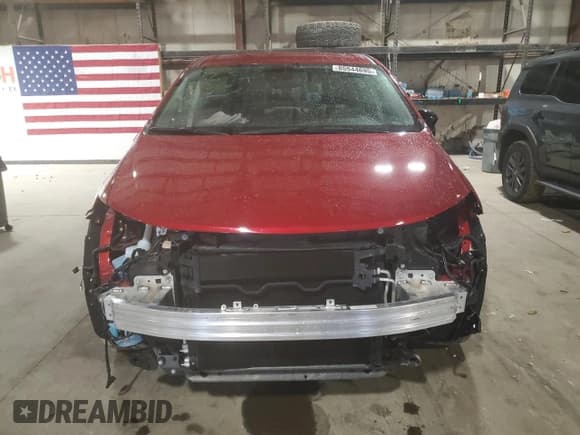 ✅ 2024 Chrysler Pacifica Touring L • VIN: 2C4RC3BG6RR193588 • Lot: 85544695. Wystawiony na Copart z przebiegiem 11 369 mil. Bezpłatny archiwum sprzedaży aukcyjnych z USA i szczegółowy raport historii pojazdu na DreamBid. Zdjęcie 5.