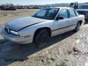 ✅ 1993 Buick Regal • VIN: 2G4WB54TXP1424270 • Lot: 41926734. Wystawiony na Copart z przebiegiem 114 102 mil. Bezpłatny archiwum sprzedaży aukcyjnych z USA i szczegółowy raport historii pojazdu na DreamBid. Zdjęcie 1.