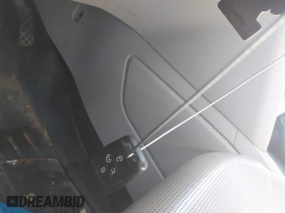 ✅ 2019 Volkswagen Atlas SEL Premium • VIN: 1V2NR2CA7KC580505 • Лот: 42713342. Опубликован ранее на IAAI с пробегом 85 653 миль. Бесплатный доступ к архиву аукционных продаж из США и подробный отчёт об истории автомобиля на DreamBid. Изображение 11.