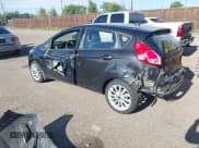 ✅ 2014 Ford Fiesta SE • VIN: 3FADP4EJ2EM188827 • Lot: 43241415. Wystawiony na IAAI z przebiegiem 84 034 mil. Bezpłatny archiwum sprzedaży aukcyjnych z USA i szczegółowy raport historii pojazdu na DreamBid. Zdjęcie 3.