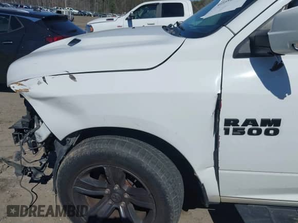 2017 Ram 1500 Night z VIN 1C6RR7MT4HS766699, wystawiony jako IAAI lot #41692973 z przebiegiem 134 746 mil mil oraz . Historia ofert i sprzedaży dostępna na DreamBid. Obrazek 6.