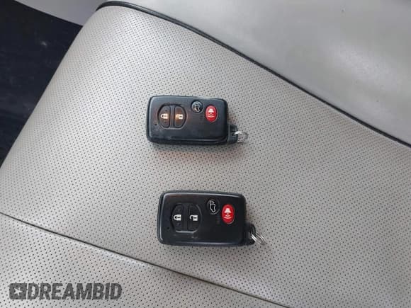 ✅ 2015 Toyota Venza XLE • VIN: 4T3ZK3BB8FU071131 • Lot: 41186719. Listed on IAAI with 131,807 mi. Free auction sales archive from the USA and detailed vehicle history report at DreamBid. Image 11.