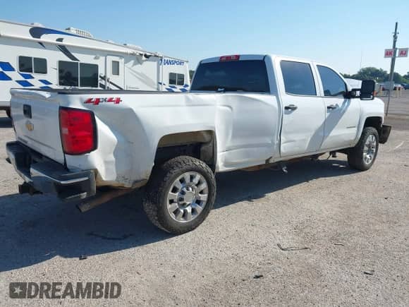 2018 Chevrolet Silverado 2500HD Work Truck z VIN 1GC1KUEG3JF219304, wystawiony jako IAAI lot #43195356 z przebiegiem 190 567 mil mil oraz . Historia ofert i sprzedaży dostępna na DreamBid. Obrazek 4.