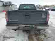 2004 Chevrolet Silverado 1500 LS z VIN 1GCEC14T14E188690, wystawiony jako Copart lot #42616285 z przebiegiem 186 116 mil mil oraz Czysty tytuł • Clean title. Historia ofert i sprzedaży dostępna na DreamBid. Obrazek 6.