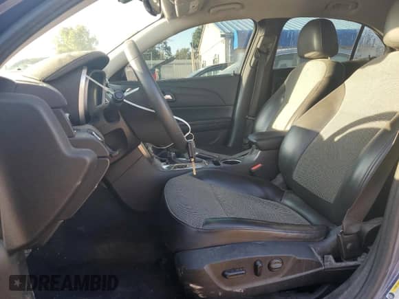 ✅ 2015 Chevrolet Malibu LT • VIN: 1G11C5SL1FF328882 • Лот: 80796515. Размещён на Copart с пробегом 119 735 миль миль. Получите бесплатный доступ к архиву аукционных продаж из США и посмотрите подробный отчёт об истории автомобиля на DreamBid. Изображение 7.