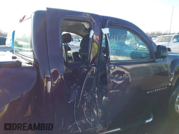 2008 Chevrolet Silverado 1500 Work Truck with VIN 1GCEC19X28Z217379, listed as a IAAI auction lot 41752690 with 325,103 mi miles and . Bid and sale history available at DreamBid. Image 19.