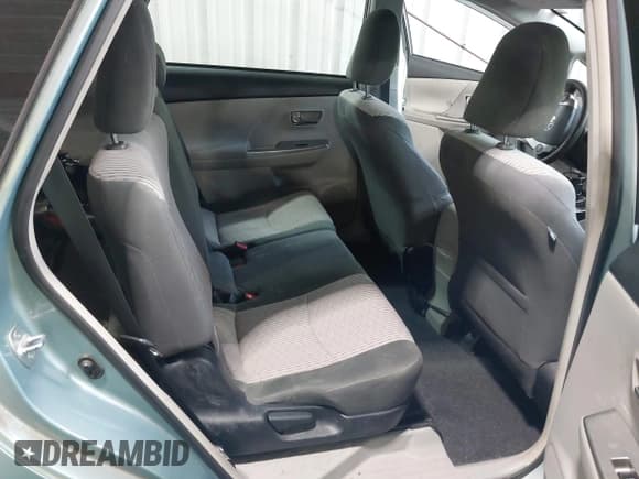 ✅ 2015 Toyota Prius Two • VIN: JTDZN3EU4FJ034659 • Lot: 42407827. Listed on IAAI with 149,938 mi. Free auction sales archive from the USA and detailed vehicle history report at DreamBid. Image 8.