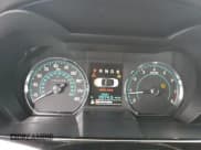 ✅ 2015 Jaguar XK • VIN: SAJWA4GB3FLB55885 • Lot: 43745955. Wystawiony na Copart z przebiegiem 20 091 mil. Bezpłatny archiwum sprzedaży aukcyjnych z USA i szczegółowy raport historii pojazdu na DreamBid. Zdjęcie 9.