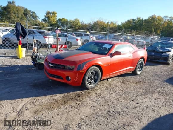 2010 Chevrolet Camaro 2LT с VIN 2G1FC1EV1A9150694, выставлен на аукционе IAAI как лот 43594462 с пробегом 140 380 миль миль и . История ставок и продаж доступна на DreamBid. Изображение 2.